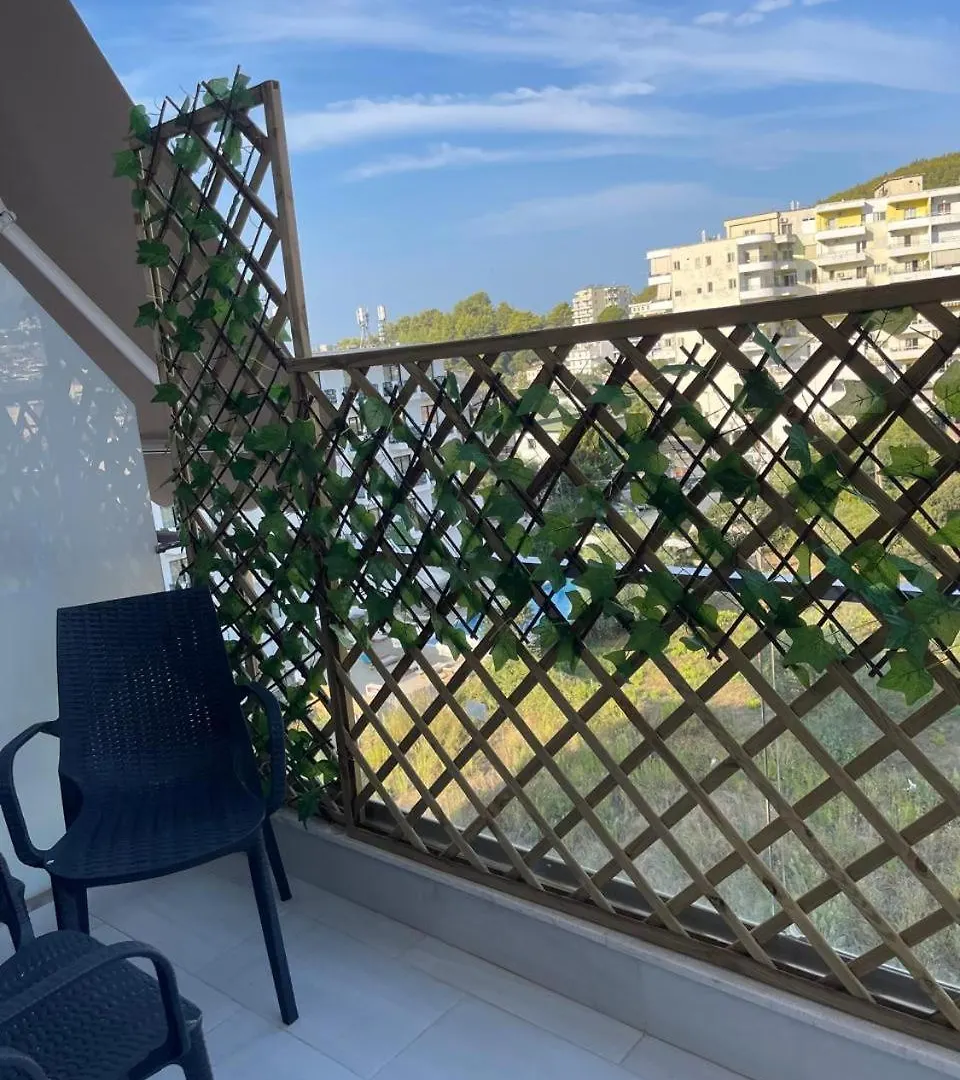 Apartment In The Center Of The City 6 Minutes Walk From The Beach Himare